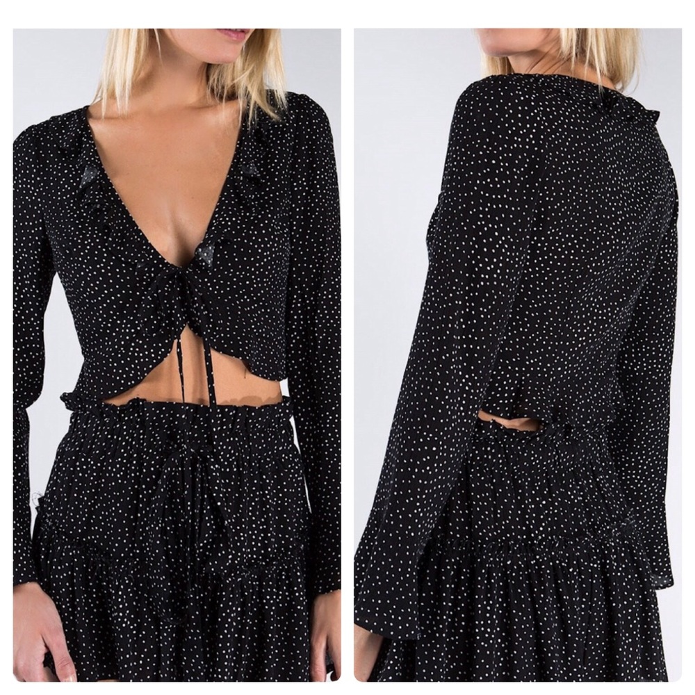 LAST 1️⃣ Polka Dot Tie Front Top - Picture 1 of 4